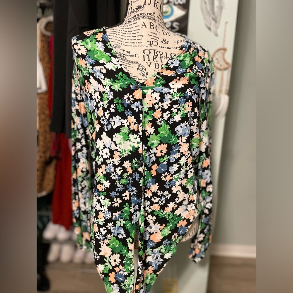 H&M flower top